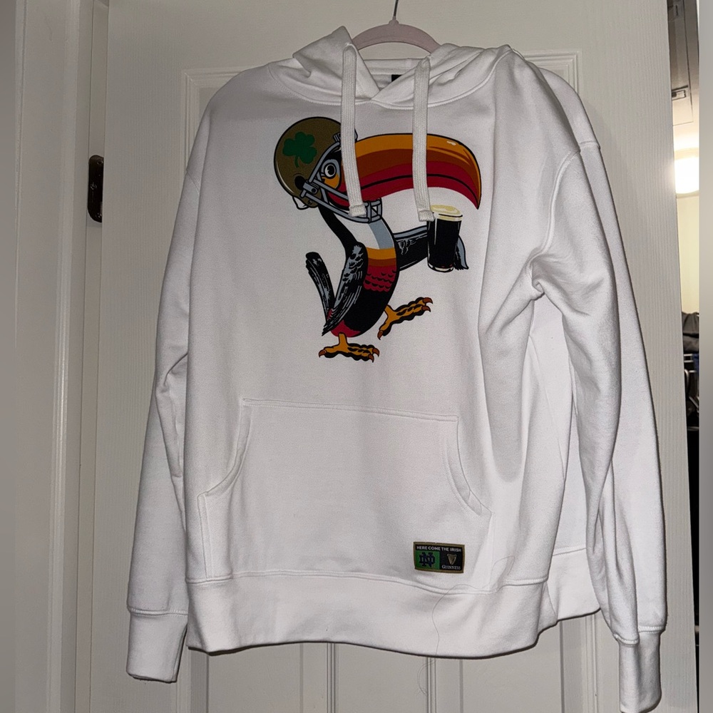 White Notre Dame Fighting Irish x Guinness Toucan Pullover Hoodie, size L